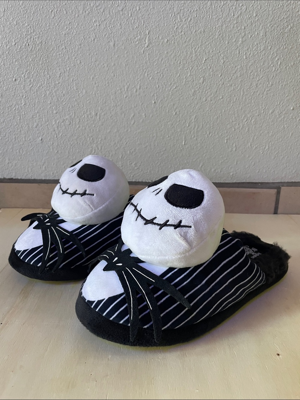 Women’s Disney Jack Skellington Slippers Sz 9/10